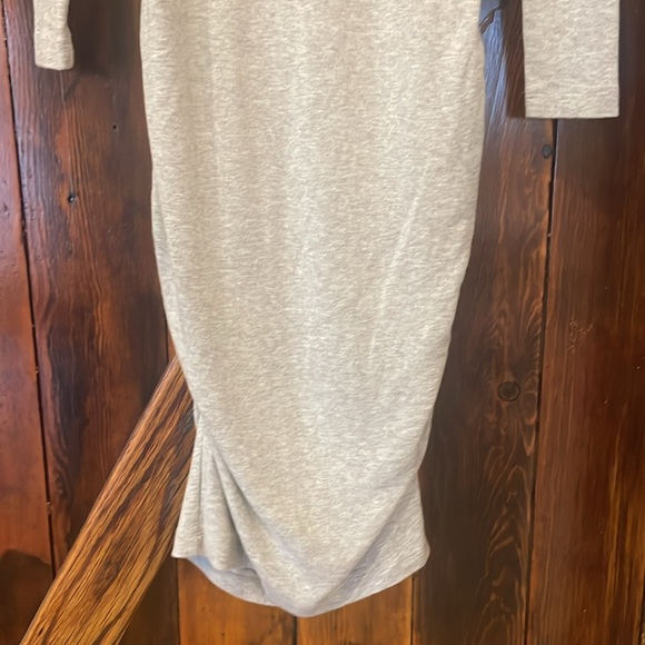 Gorgeous fall or winter lawn dress from tart. Size small gray. - Picture 3 of 6